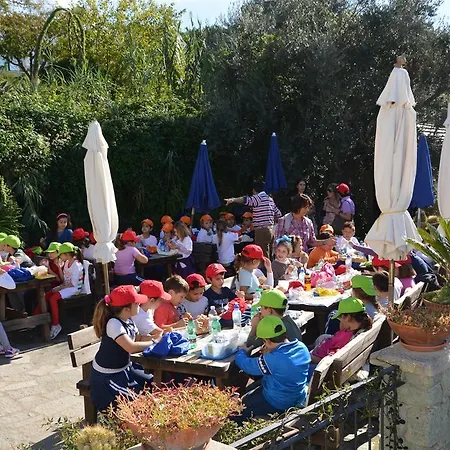 مزرعة للإقامة La Pergola Forio di Ischia